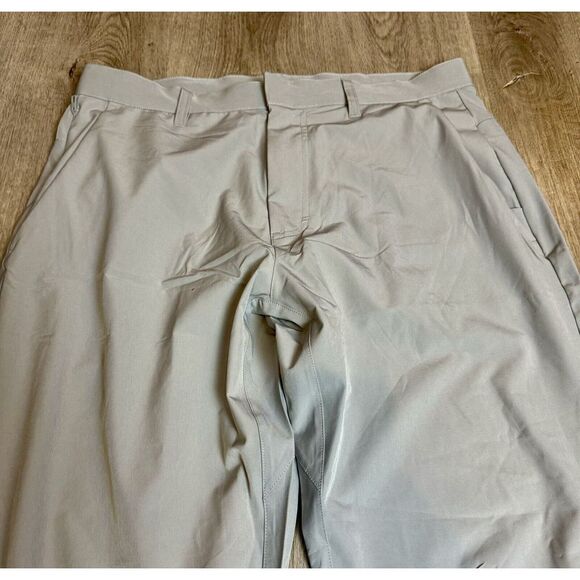 Fabletics The Only Pant Mens Gray 33x32 Stretch Water Resistant Multi Pocket - Picture 2 of 8
